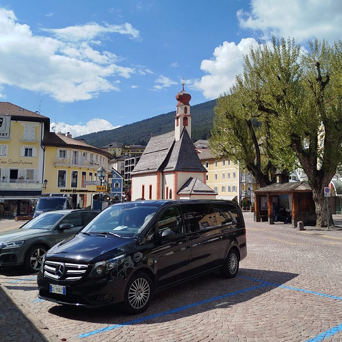 Luxury Vehicles Venice